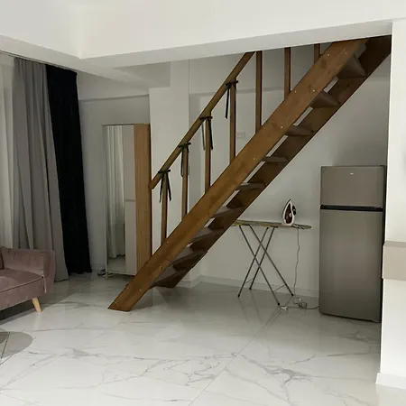 Apartstudio28 Апартамент Крайова