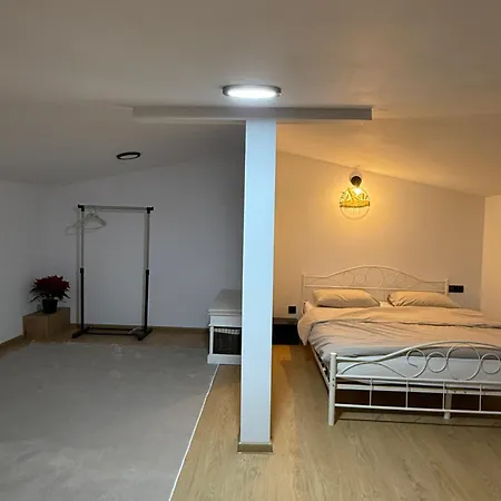 Apartstudio28
